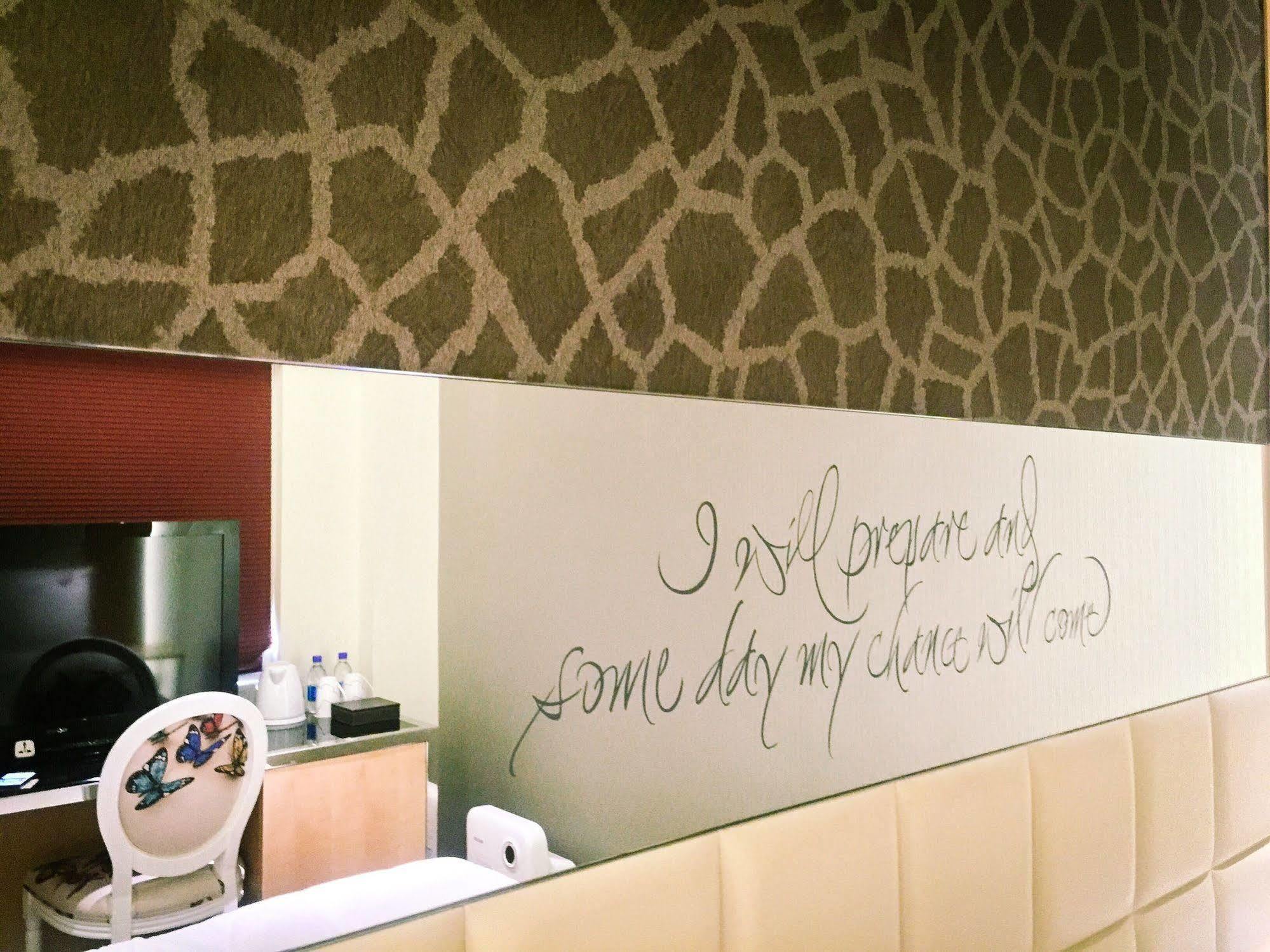 Butterfly On Victoria Boutique Hotel Causeway Bay  المظهر الخارجي الصورة
